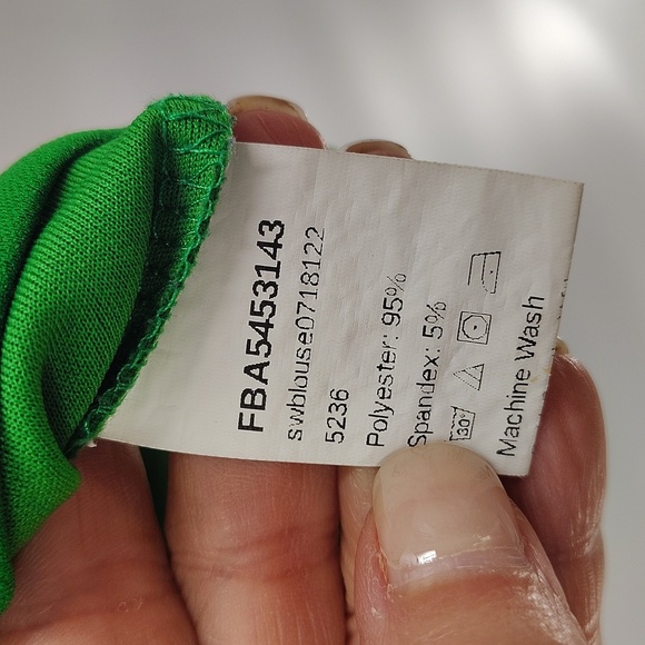 Green Pullover Blouse Puff Short Sleeve Size Small Vibrant Green - Picture 5 of 7